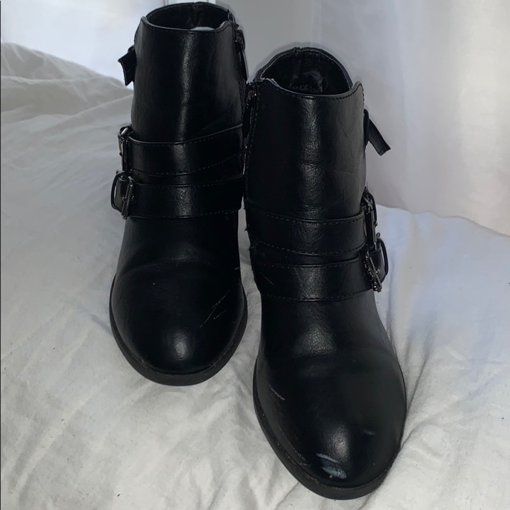 Forever Booties - Picture 2 of 5